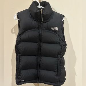 NWOT Women’s Black North Face Goose Down 700 Fill Puffer Vest - Adult Small